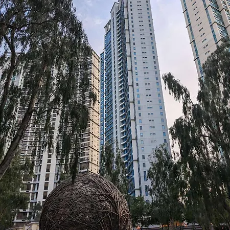 Bellagio One Bedrroom Bgc Burgos Circle By Christine Suites Ph